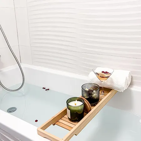 Cloud9 Noir - Modern Design * 布加勒斯特