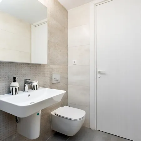 Cloud9 Noir - Modern Design *