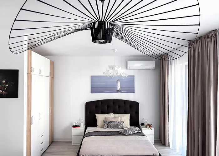 Cloud9 Noir - Modern Design *