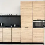 Cloud9 Noir - Modern Design Bucureşti