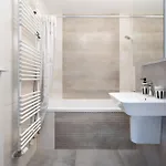 Apartament Cloud9 Noir - Modern Design