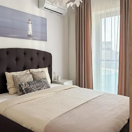Cloud9 Noir - Modern Design Appartement