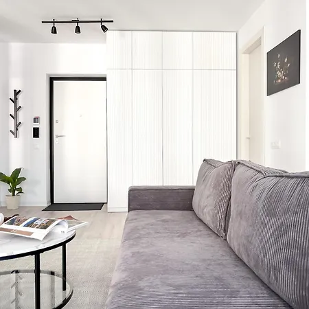 Cloud9 Noir - Modern Design Appartement *