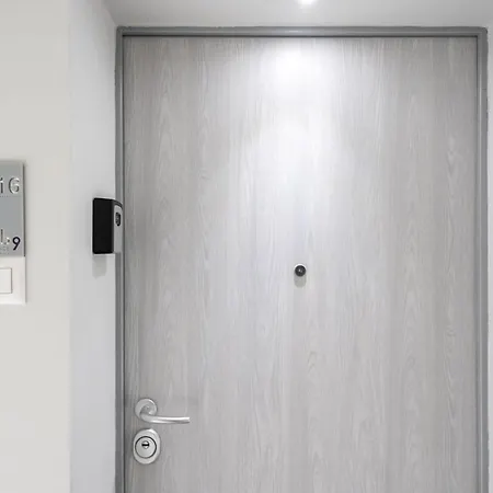 Cloud9 Noir - Modern Design