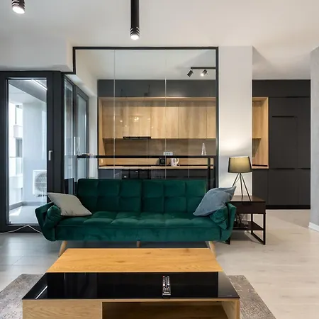 Cloud9 Noir - Modern Design Bucarest