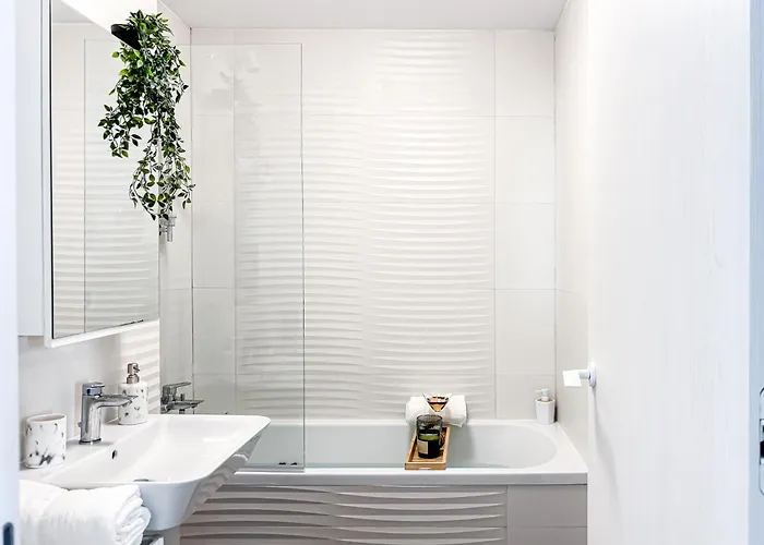 Cloud9 Noir - Modern Design * بوخارست