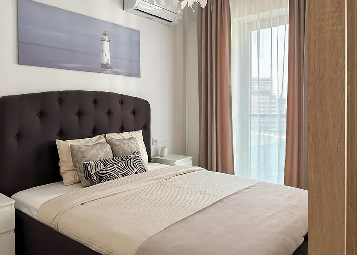 Cloud9 Noir - Modern Design Apartman