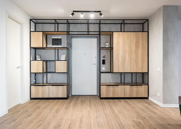 Apartment Cloud9 Noir - Modern Design