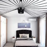 Cloud9 Noir - Modern Design *