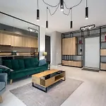 Apartament Cloud9 Noir - Modern Design
