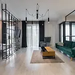 Cloud9 Noir - Modern Design Apartament *