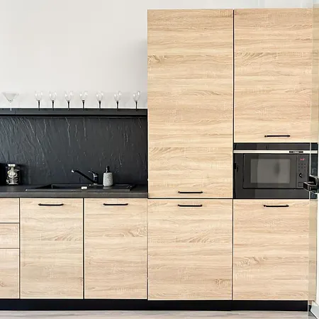 Cloud9 Noir - Modern Design Bukarest