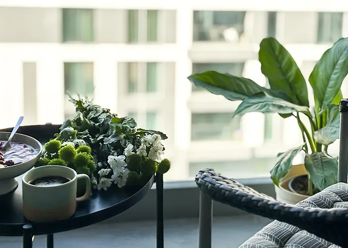 Cloud9 Noir - Modern Design Bükreş