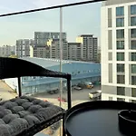 Appartamento Cloud9 Noir - Modern Design Bucarest